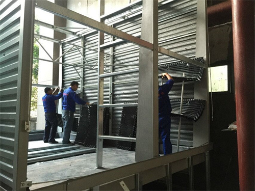 深圳冷卻塔：開式冷卻塔與閉式冷卻塔哪個(gè)好？(開式玻璃