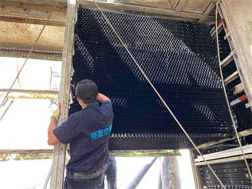 冷卻塔會(huì)冒“白煙”是什么情況？