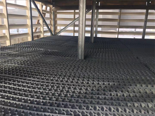 開式冷卻塔內(nèi)壁除塵處理內(nèi)容(開式橫流冷卻塔)