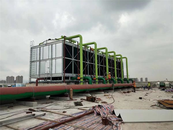 是什么原因?qū)е铝斯I(yè)冷卻塔內(nèi)的冷卻水變少?(冷卻塔耗水量大的原因)